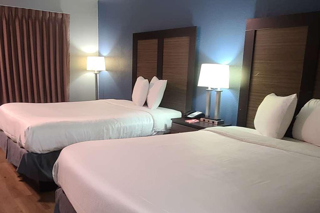 Econo Lodge Forest City Pokoj fotografie